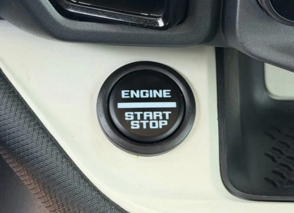 2024 Ford Bronco 6th Gen - Image 12 of 15
