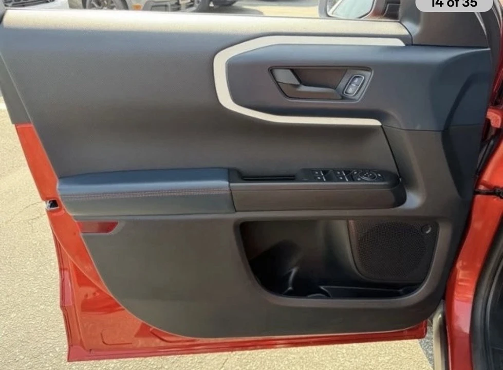 2024 Ford Bronco 6th Gen - Image 8 of 15