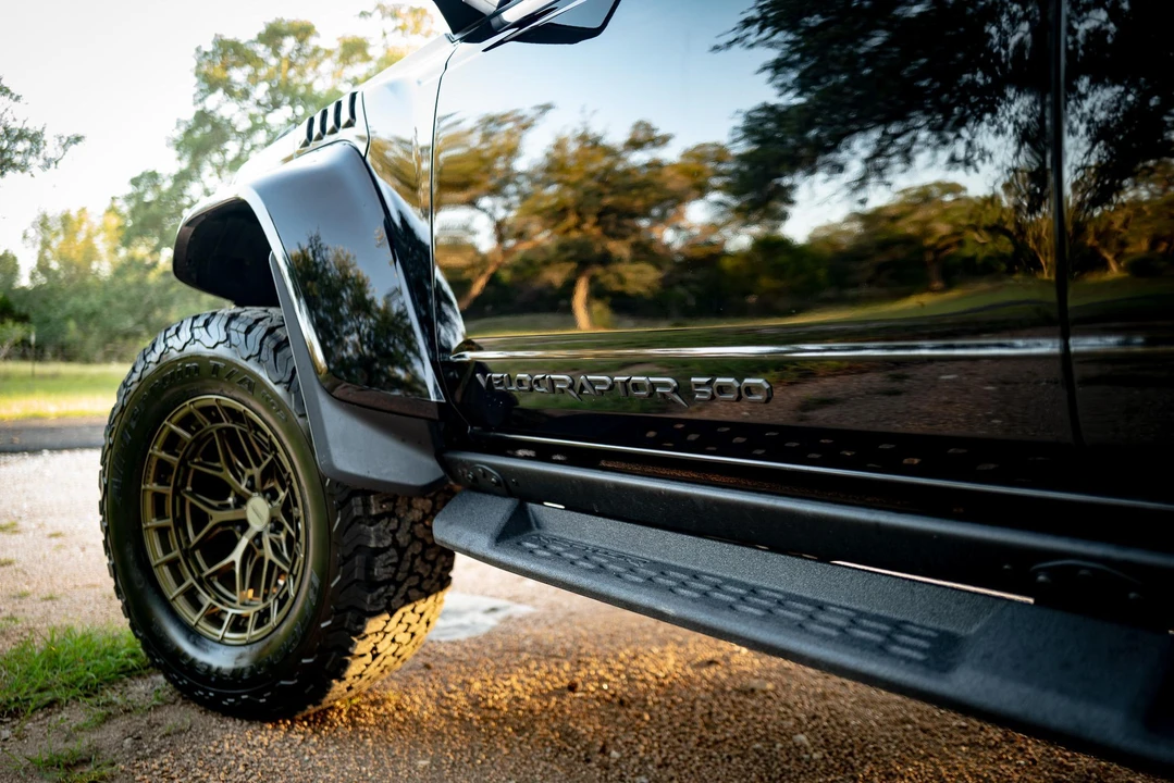 2024 Ford Bronco Raptor 6th Gen - Image 18 of 31