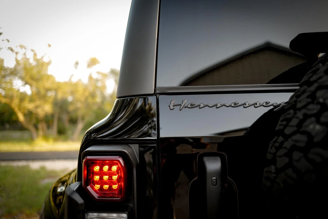 2024 Ford Bronco Raptor 6th Gen - Image 19 of 31