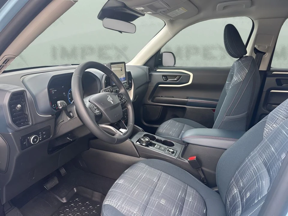 2024 Ford Bronco 6th Gen - Image 9 of 12