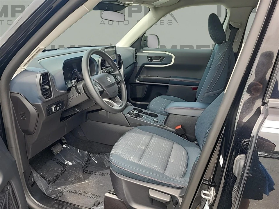 2024 Ford Bronco 6th Gen - Image 9 of 12