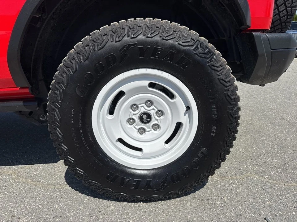 2024 Ford Bronco 6th Gen - Image 27 of 31