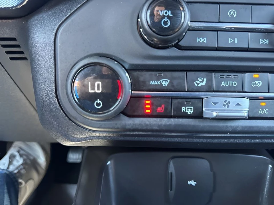 2024 Ford Bronco 6th Gen - Image 20 of 31