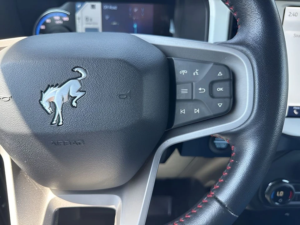2024 Ford Bronco 6th Gen - Image 14 of 31