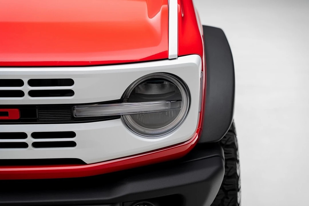 2024 Ford Bronco 6th Gen - Image 10 of 12