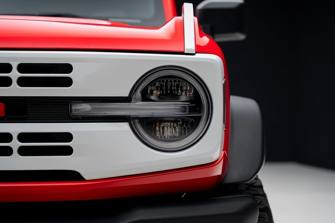 2024 Ford Bronco 6th Gen - Image 9 of 12