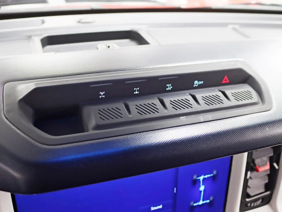 2024 Ford Bronco 6th Gen - Image 17 of 21