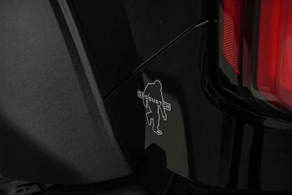 2024 Ford Bronco 6th Gen - Image 15 of 21