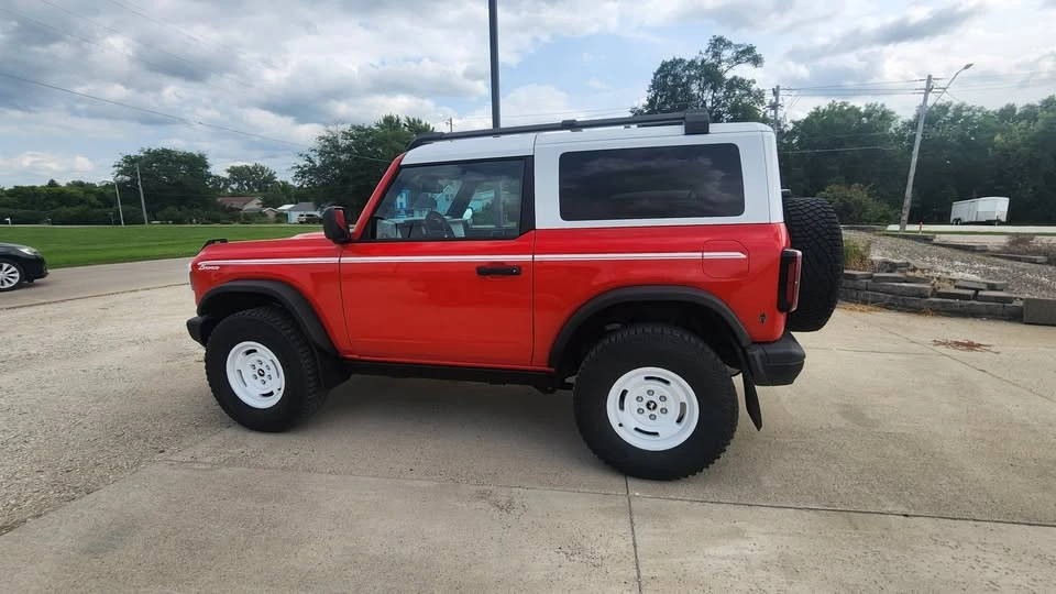2024 Ford Bronco 6th Gen - Image 7 of 11