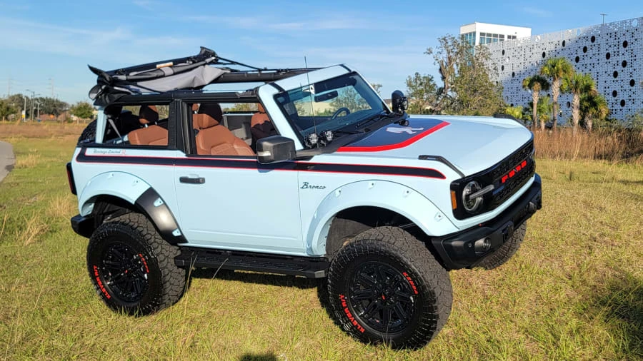 2024 Ford Bronco 6th Gen - Image 18 of 26