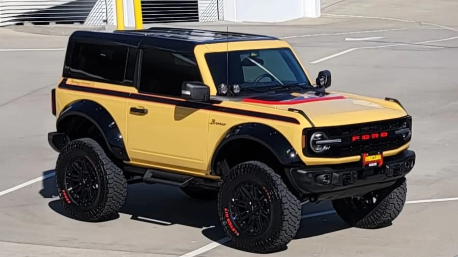 2024 Ford Bronco 6th Gen - Image 27 of 31