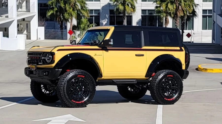 2024 Ford Bronco 6th Gen - Image 24 of 31