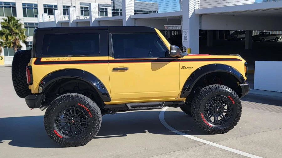 2024 Ford Bronco 6th Gen - Image 19 of 31