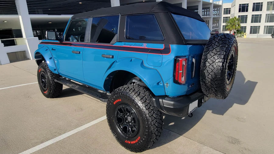 2024 Ford Bronco 6th Gen - Image 18 of 23