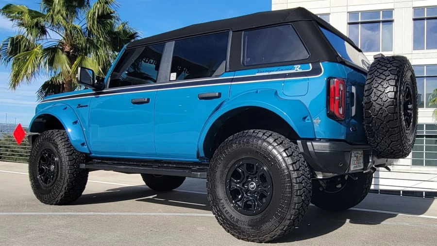 2024 Ford Bronco 6th Gen - Image 14 of 26