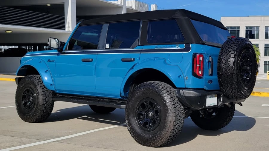 2024 Ford Bronco 6th Gen - Image 15 of 26