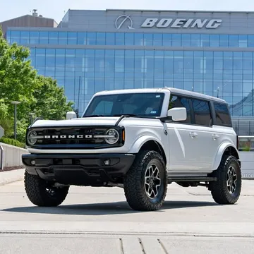 2024 Ford Bronco Outer Banks
