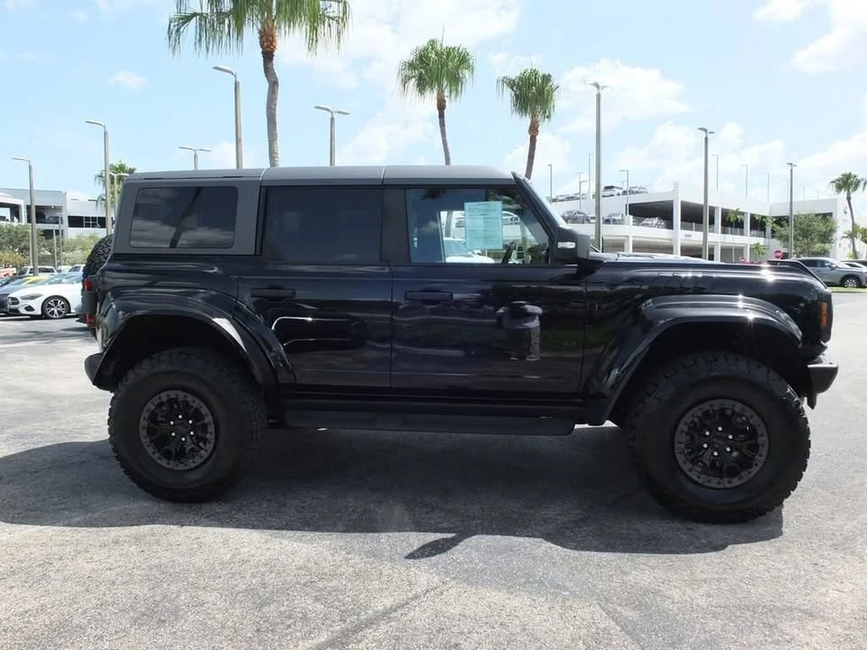 2024 Ford Bronco 6th Gen - Image 3 of 19