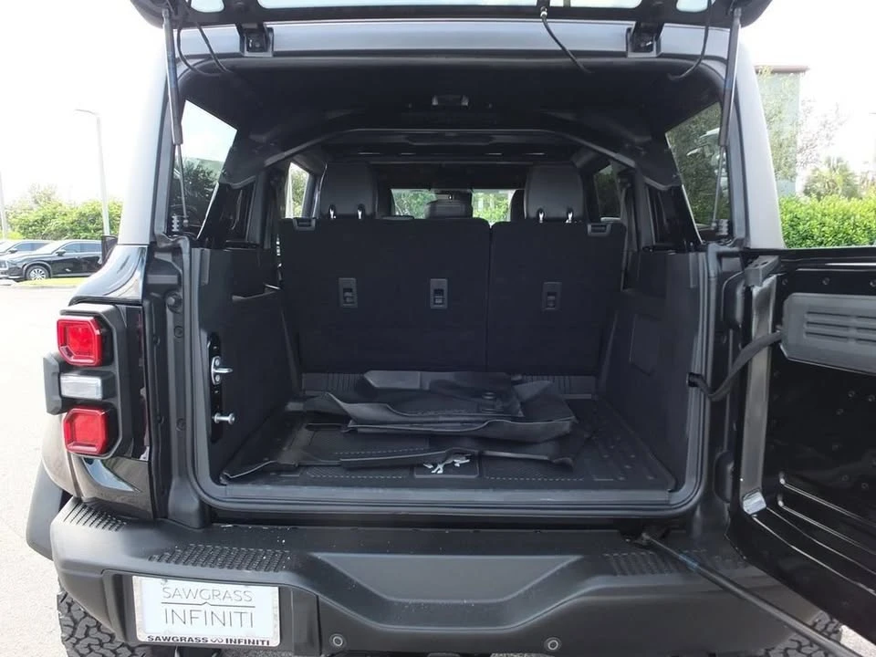 2024 Ford Bronco 6th Gen - Image 19 of 19