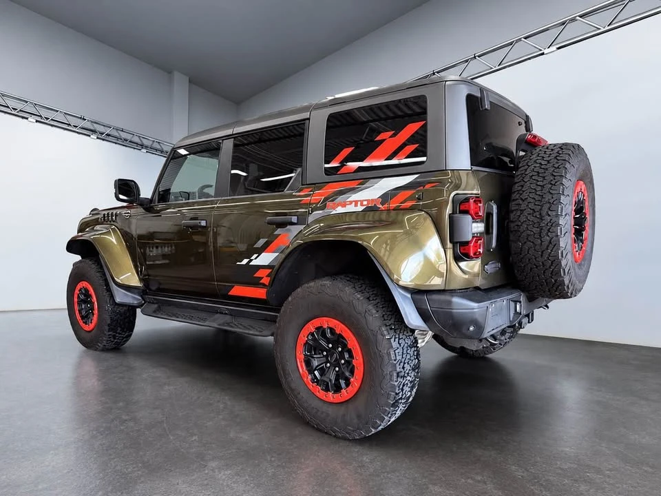 2024 Ford Bronco 6th Gen - Image 4 of 10