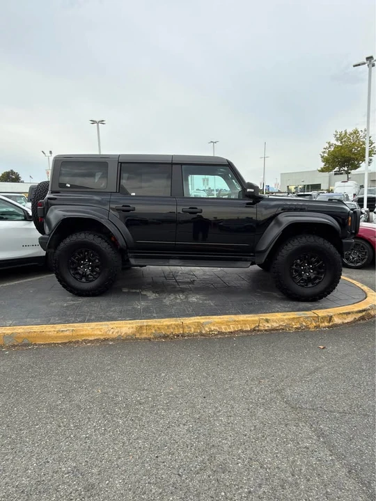 2024 Ford Bronco 6th Gen - Image 3 of 10