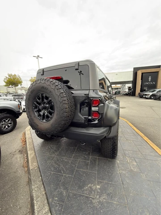 2024 Ford Bronco 6th Gen - Image 5 of 10