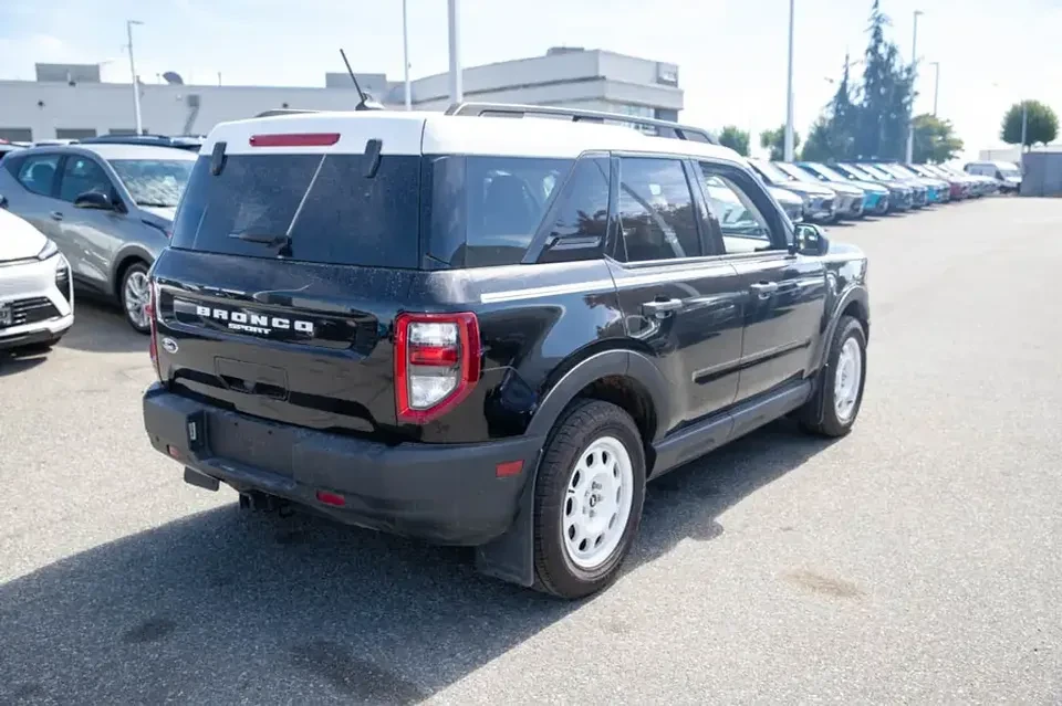 2024 Ford Bronco 6th Gen - Image 6 of 17