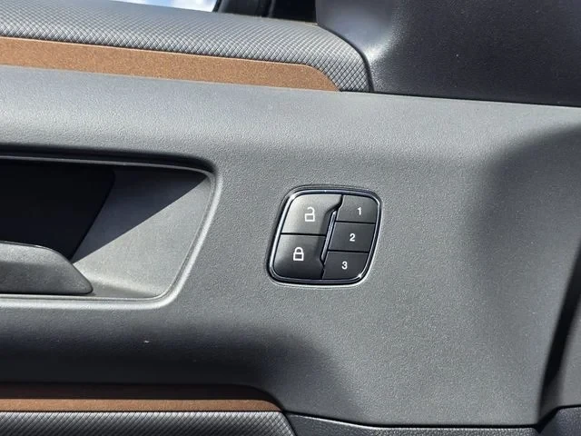 2024 Ford Bronco 6th Gen - Image 19 of 20