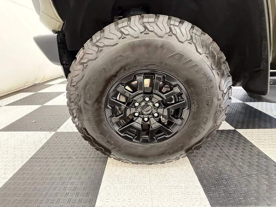 2024 Ford Bronco Raptor 6th Gen - Image 10 of 20