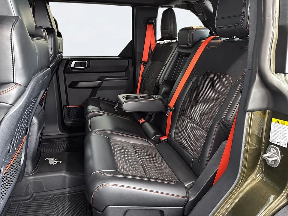 2024 Ford Bronco 6th Gen - Image 8 of 10