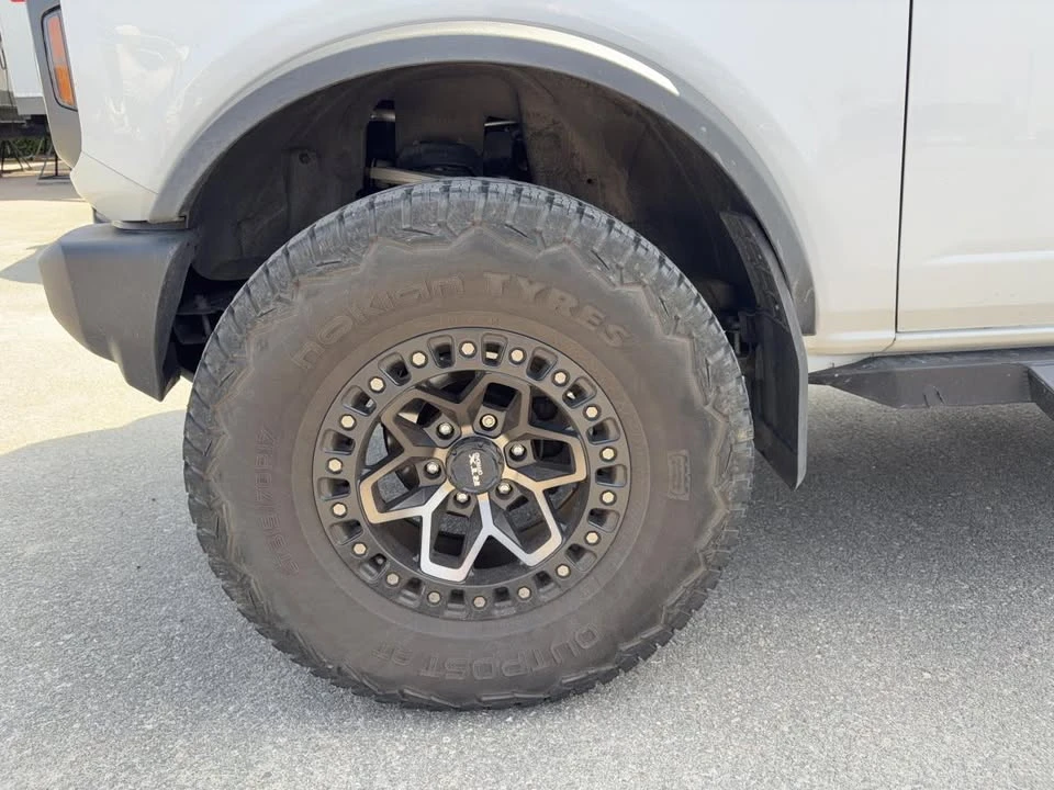 2024 Ford Bronco 6th Gen - Image 9 of 14