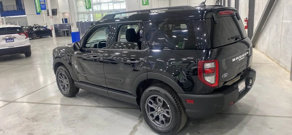2024 Ford Bronco 6th Gen - Image 4 of 12