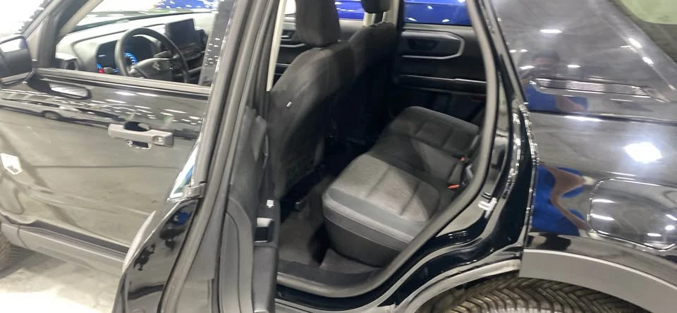 2024 Ford Bronco 6th Gen - Image 11 of 12