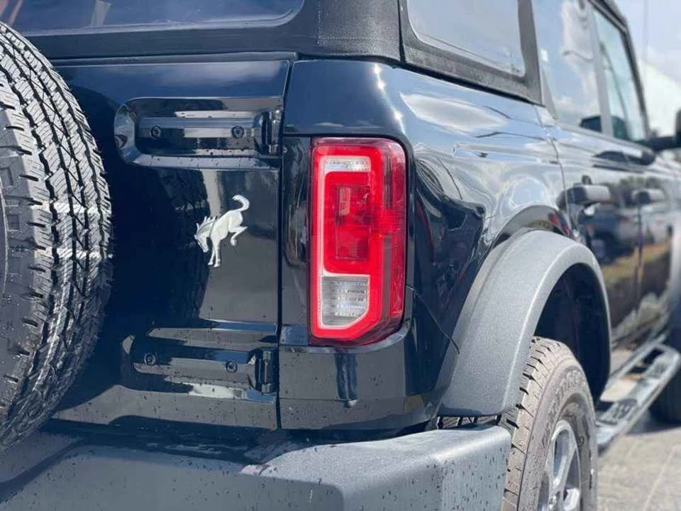 2024 Ford Bronco 6th Gen - Image 10 of 20