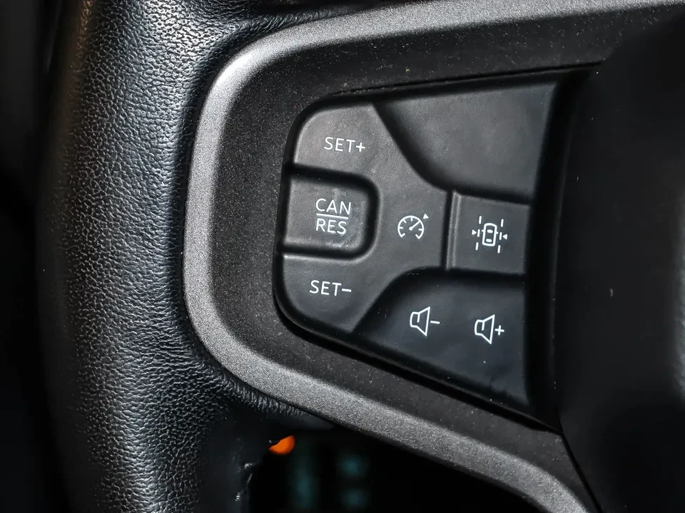 2024 Ford Bronco 6th Gen - Image 16 of 20