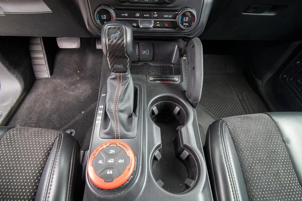 2024 Ford Bronco 6th Gen - Image 19 of 20