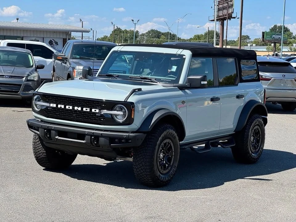 2024 Ford Bronco 6th Gen - Image 2 of 20
