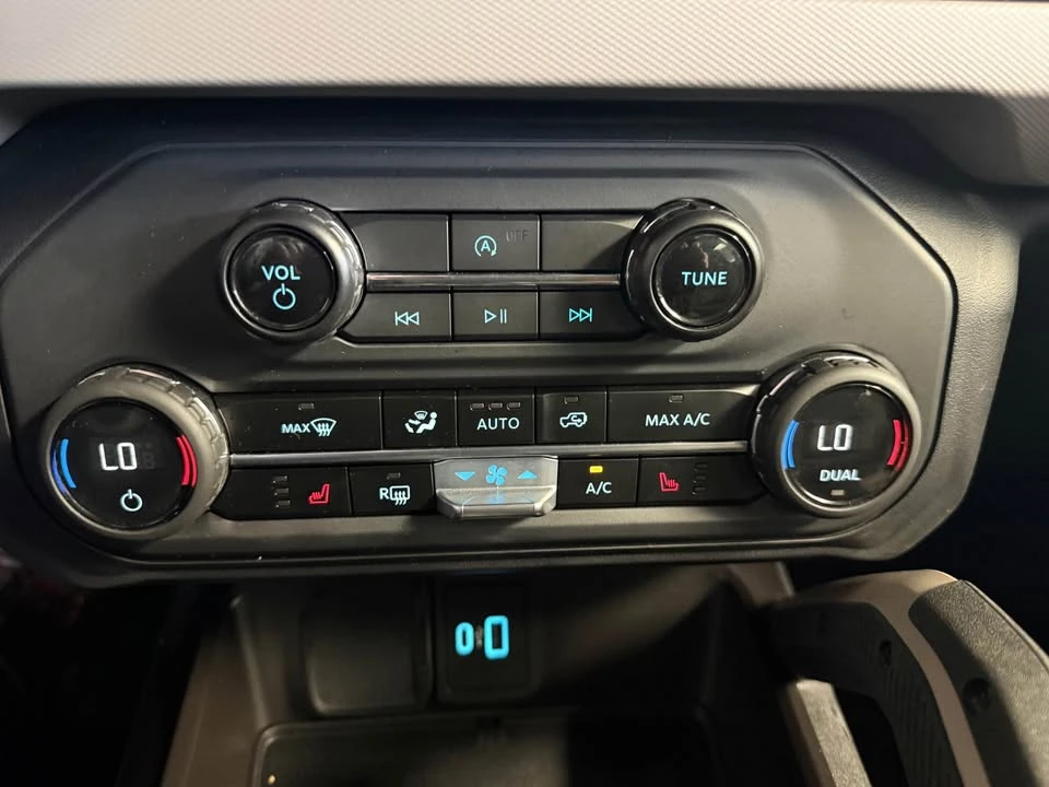 2024 Ford Bronco 6th Gen - Image 17 of 19