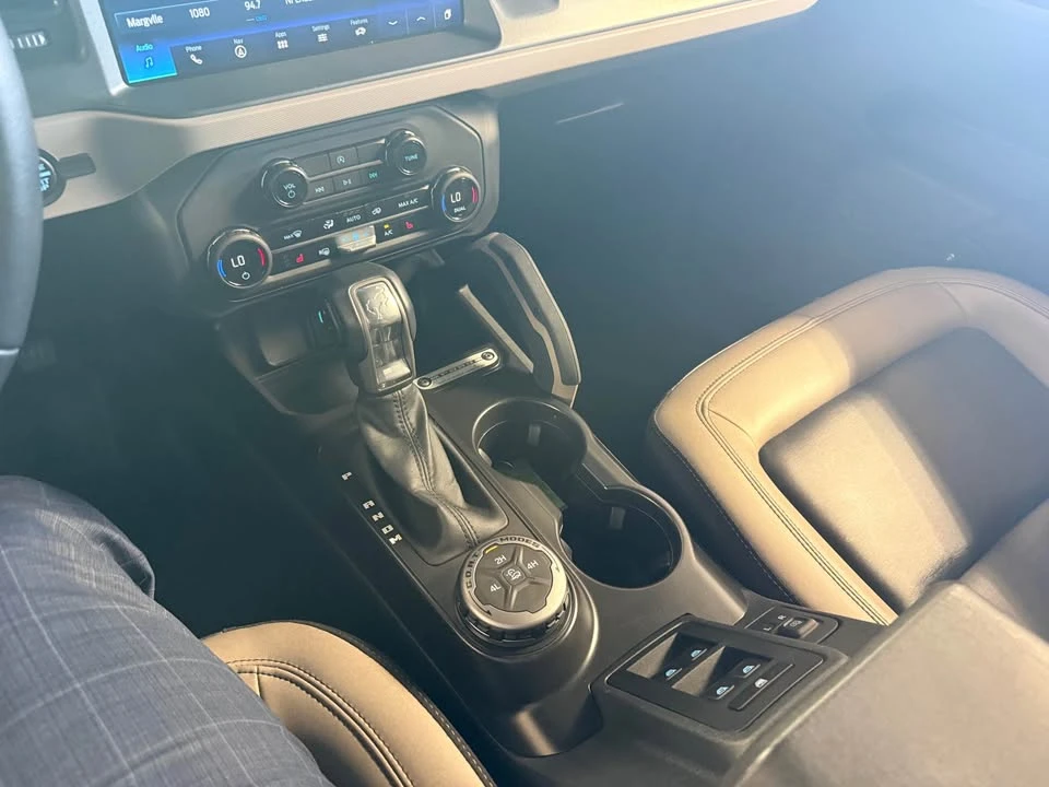 2024 Ford Bronco 6th Gen - Image 18 of 19