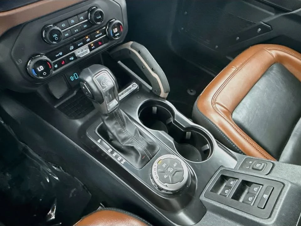 2024 Ford Bronco 6th Gen - Image 17 of 20