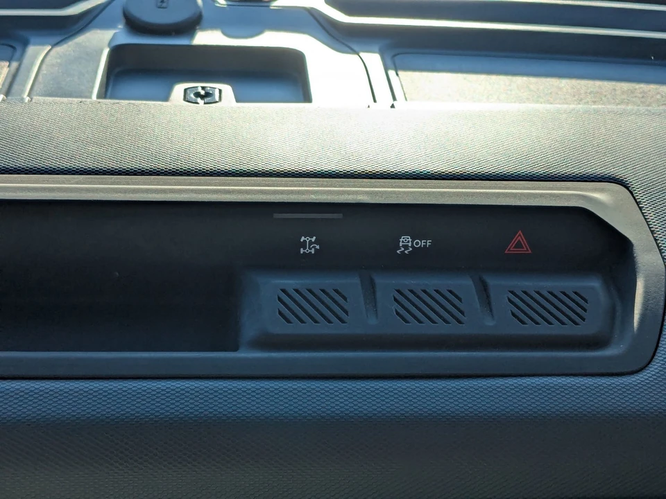 2024 Ford Bronco 6th Gen - Image 21 of 21