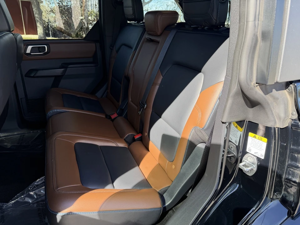 2024 Ford Bronco 6th Gen - Image 19 of 20