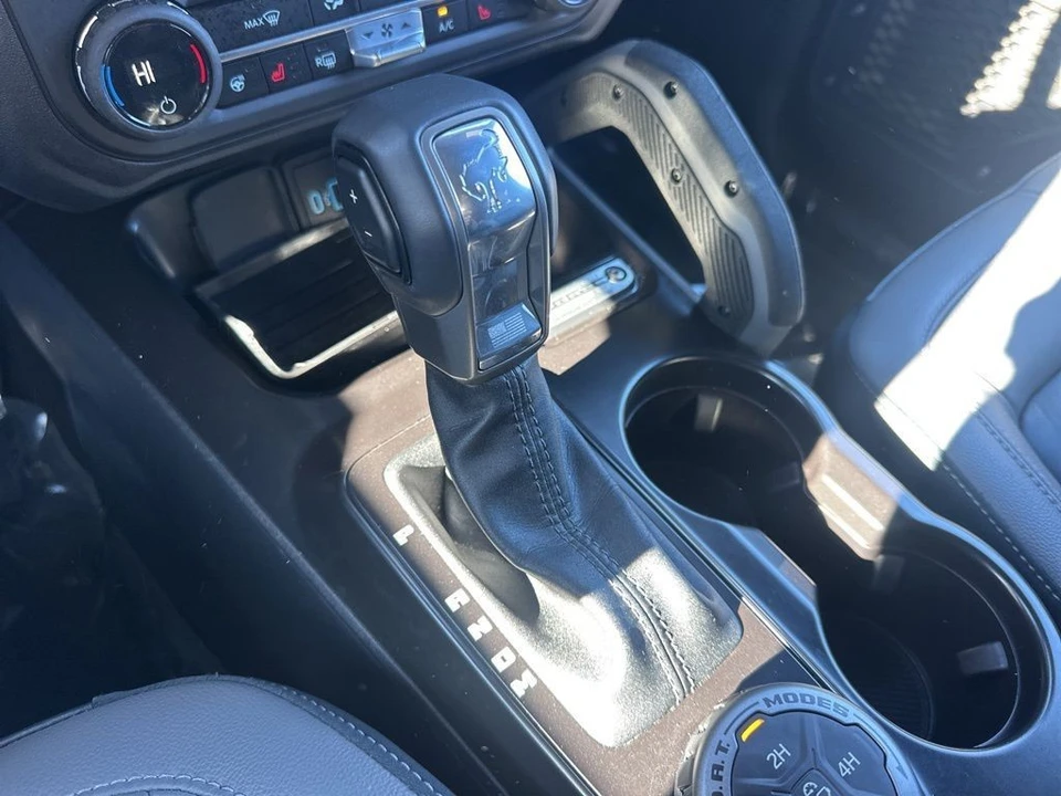 2024 Ford Bronco 6th Gen - Image 16 of 21