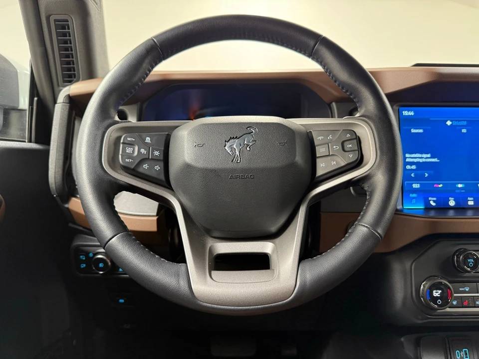 2024 Ford Bronco 6th Gen - Image 25 of 31