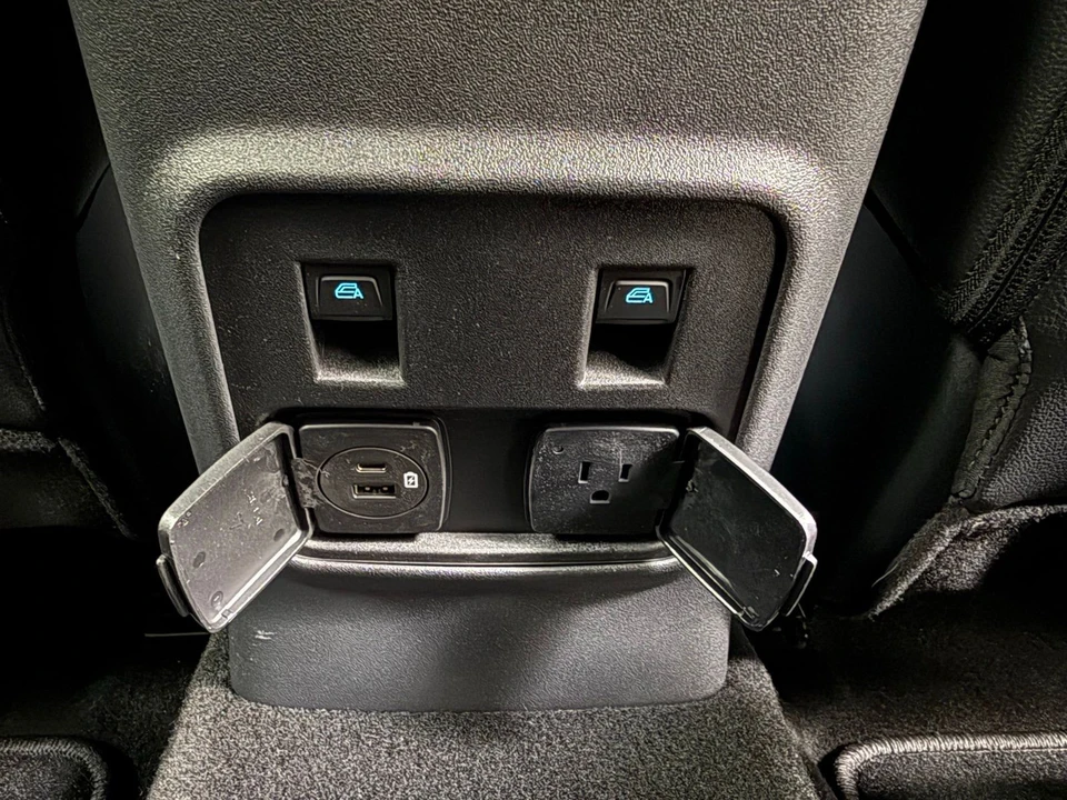 2024 Ford Bronco 6th Gen - Image 28 of 31