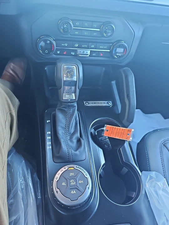 2024 Ford Bronco 6th Gen - Image 25 of 25