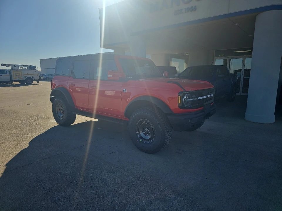 2024 Ford Bronco 6th Gen - Image 2 of 25