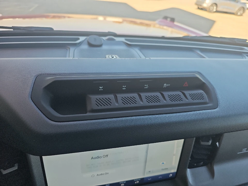 2024 Ford Bronco 6th Gen - Image 24 of 25