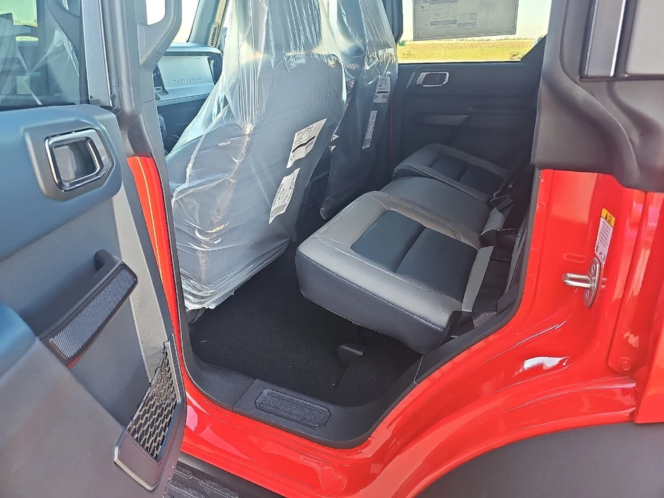 2024 Ford Bronco 6th Gen - Image 16 of 25